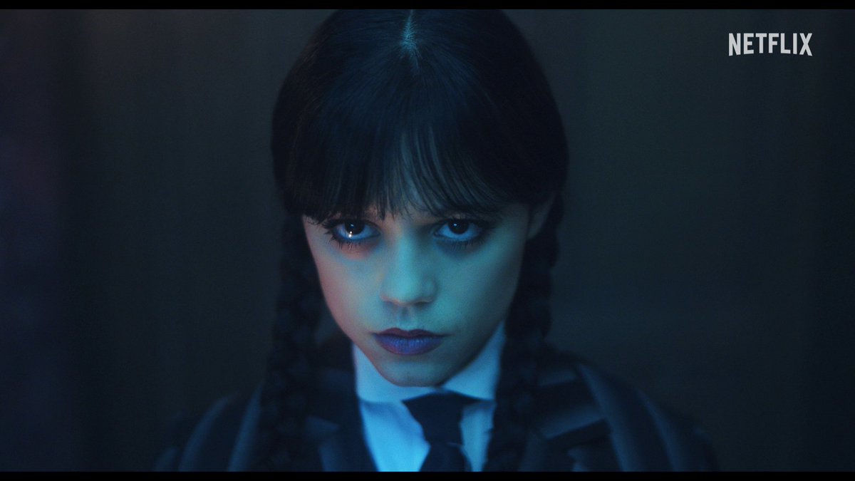 El cementerio te está llamando 💀 Todos los episodios de la segunda temporada de Merlina ya están disponibles.