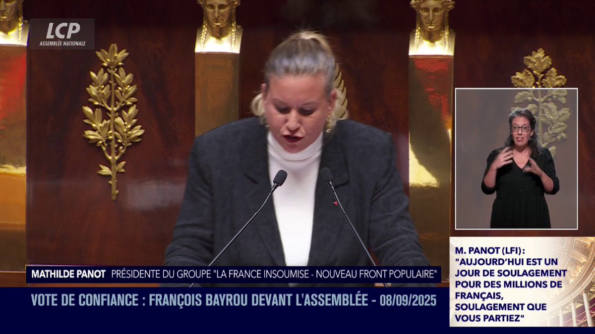 "Les Insoumis ne se vendront jamais pour une place dans des ministères", déclare Mathilde Panot. "Tous ceux qui tenteront de sauver le soldat Macron tomberont avec lui." #DirectAN #VoteDeConfiance