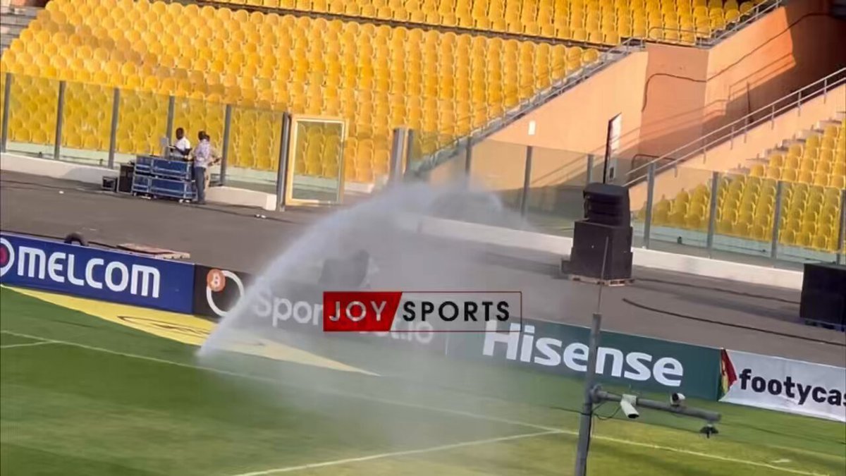 Are you not proud 😊 as a Ghanaian? No one is standing on it😂😂😂 #JoySports