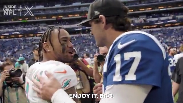 .Tua. T 🇦🇸 gave Daniel Jones his flowers postgame. "You deserve it." (via NFL Films)