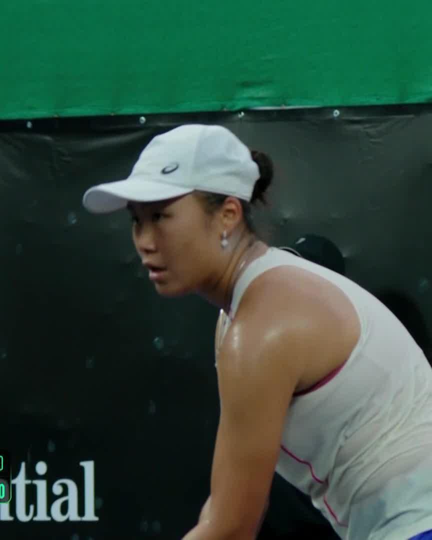 Janice Tjen upsets on her WTA Tour debut! 🇮🇩 She beats 7th seed Leolia Jeanjean 6-2, 6-3 in São Paulo 🤝 #SPOpen