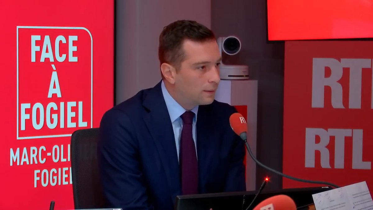 Si on ne revient pas devant les Français, soit par la dissolution du Parlement soit par la démission du président de la République, alors rien de sain ne pourra émerger de la situation actuelle. RTL France