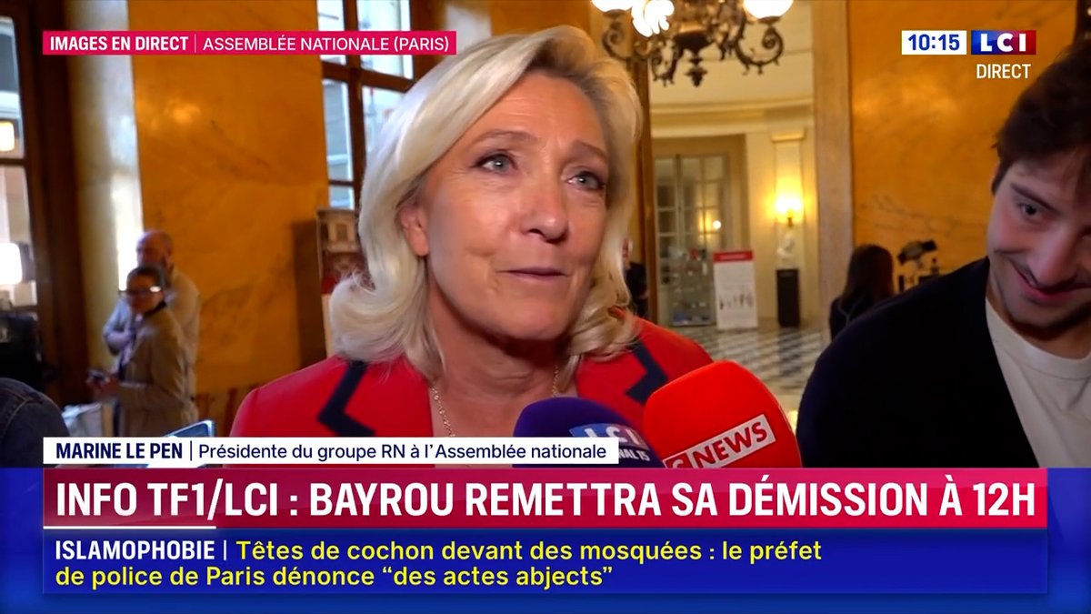 L'idée de nommer "un négociateur", c'est absolument n'importe quoi. Soit un Premier ministre est nommé, et il arrive à présenter un budget sans être censuré, soit il faut engager la dissolution de l'Assemblée nationale.