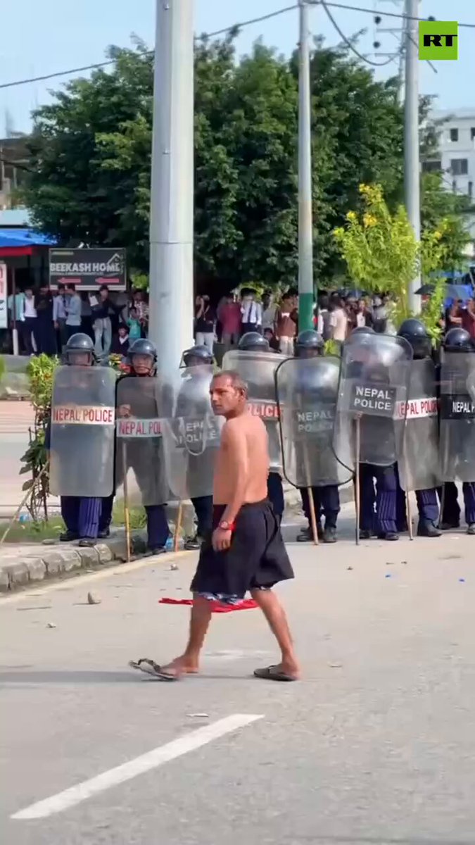 ⚡️🥋 Shaolin Show Off Shakes Riot Police Boots In Nepal Amid Deadly Protests #Kathmandu #Nepal #KPSharmaOli