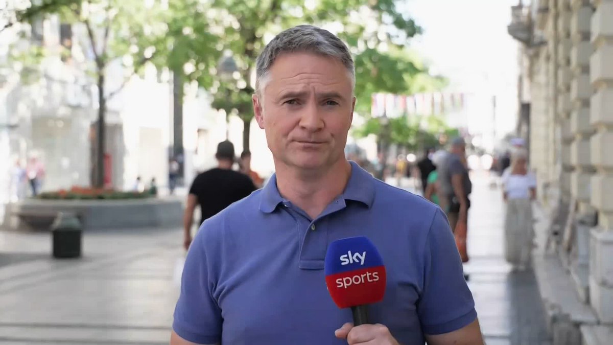 🗣️"A tactical and physical decision to leave Myles Lewis-Skelly out" Rob Dorsett provides the latest team news ahead of England's World Cup qualifier away in Serbia tonight🏴