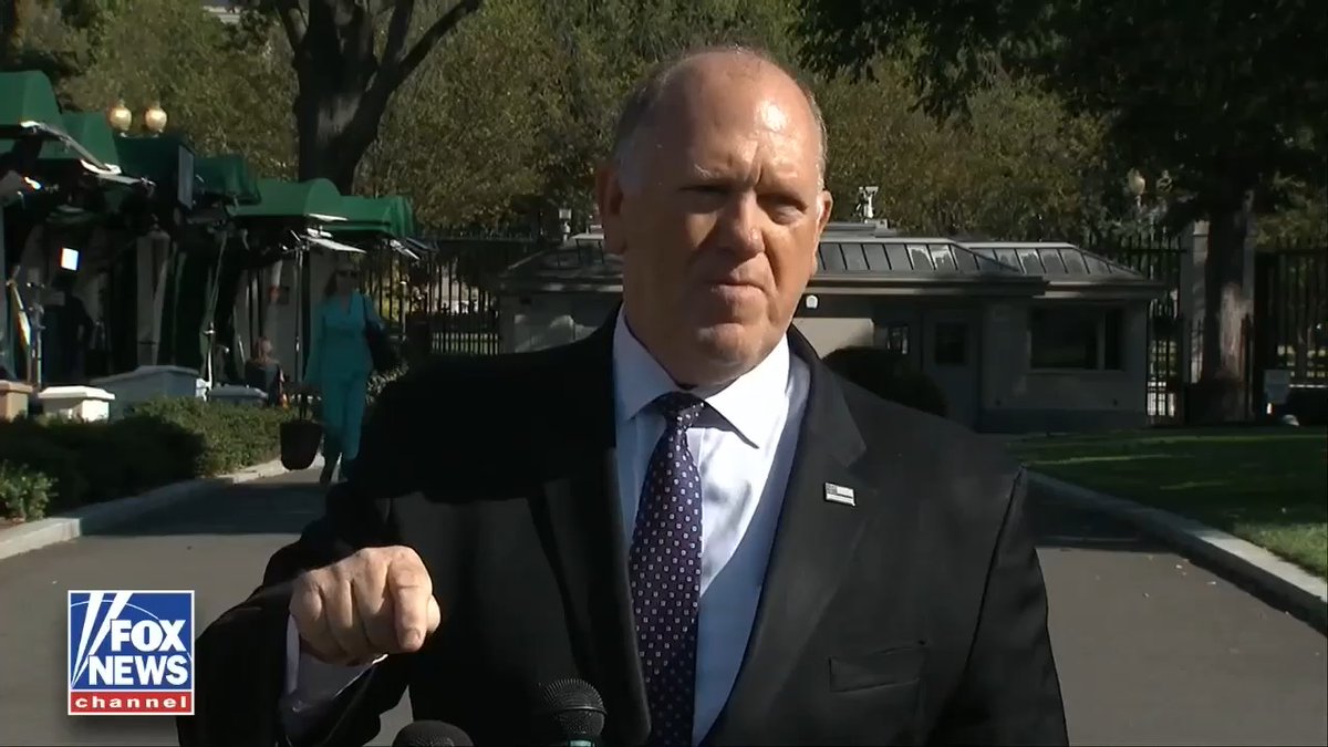 🚨 NEW: Border Czar Tom Homan blasts Democrats for comparing ICE agents to “terrorists” and “Nazis.” TOM HOMAN: "If ICE is Nazi's for enforcing immigration law, what does that make them? They wrote the law." "God bless the men and women of Border Patrol. I love each and every one of them."