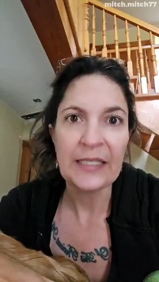WATCH: Quebec woman responds to being told by police to "comply" with home invaders. 🇨🇦