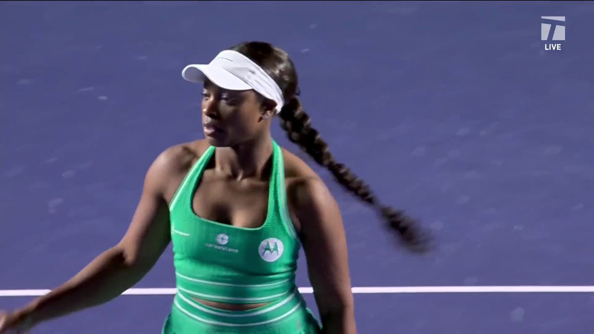 She's backkkk 🤩 Sloane Stephens is playing her first match in seven months NOW in Guadalajara! #GDLOpenAKRONxSantander
