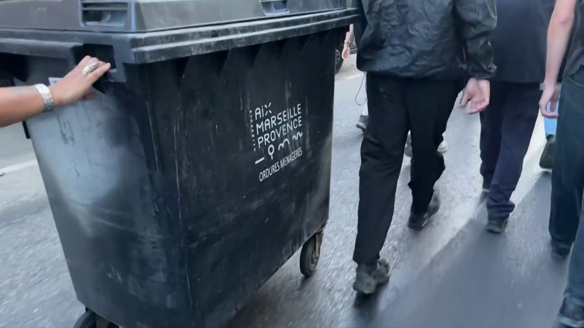 ร Marseille, les premiรจres manifestations ont pris forme : les habitants de la citรฉ phocรฉenne dรฉfilent dans les rues en soutien au mouvement Bloquons tout, dans #LaMatinale