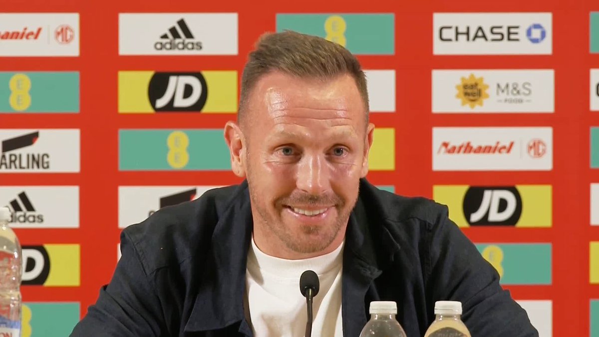 "I hope I see you at the World Cup" 😬 After suffering his first home defeat as Wales manager, Craig Bellamy spoke about his disapproval of the Canada celebrations 🏴