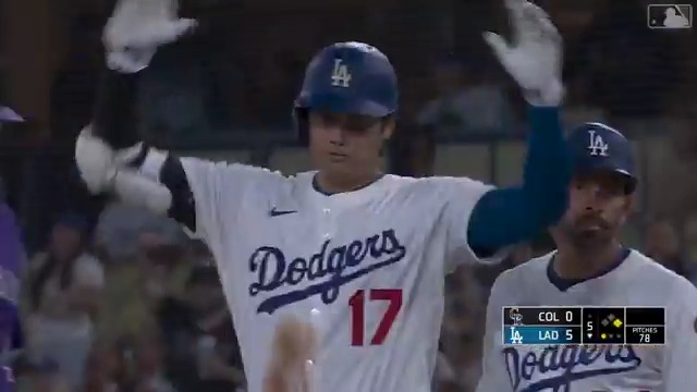 【 #ドジャース 】#大谷翔平 ライトへのタイムリーヒット💥 痛烈な一打で追加点をもたらし、7対2の勝利に貢献しています💪🏼 #日本人選手情報