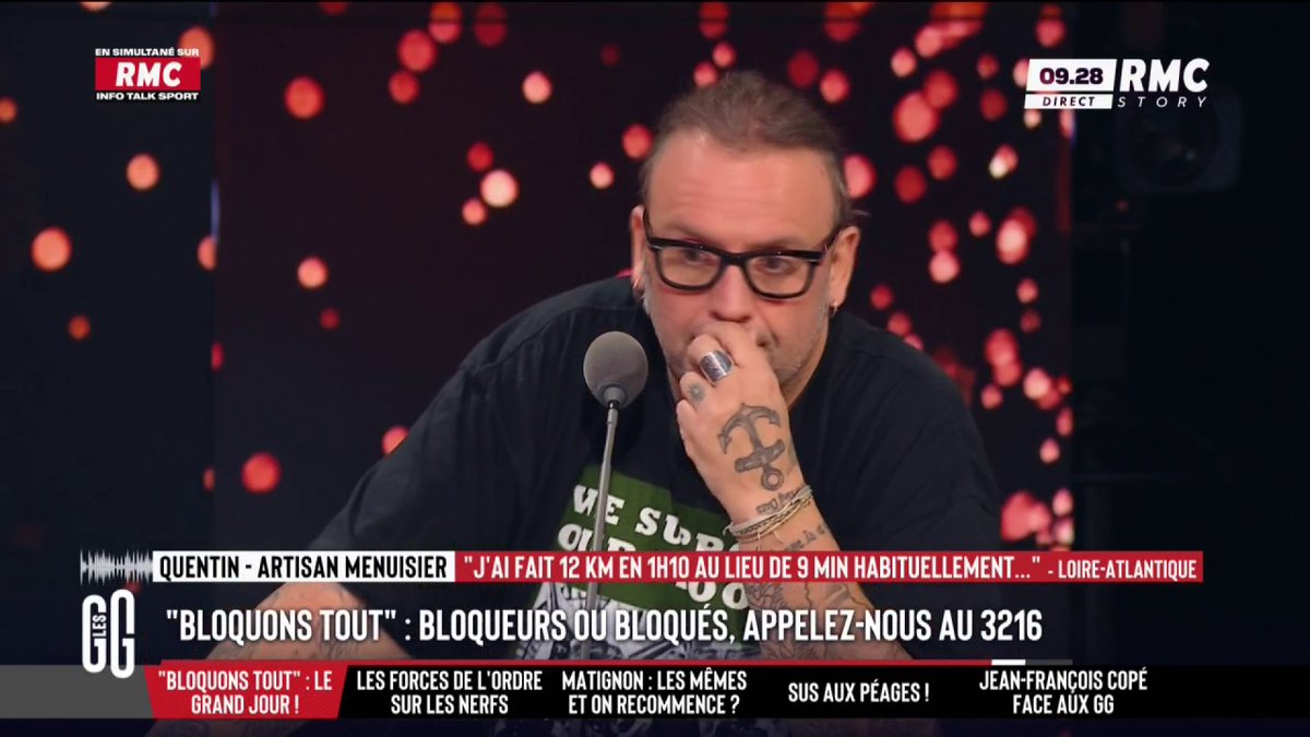 🔥 Mouvement "Bloquons tout" 📞 Quentin, artisan menuisier, au 3216 : "Ce sont des retraités, des jeunes. Moi je bosse, je vais mettre 3 heures pour faire 40 km. J'avais rendez-vous à 9h. Le pays est à l'agonie. Allez bosser ! La vie c'est dur, mais va bosser." #GGRMC