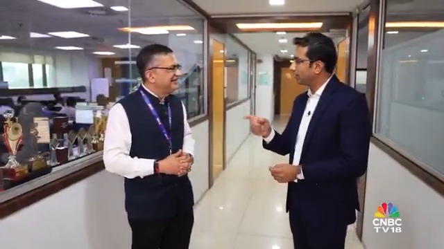 This is India’s financial frontline ! NSE fights off millions of cyberattacks daily. 40 crore in 20 minutes during Operation Sindoor ! NSE's Ashish Chauhan takes Prashant Nair through a rare behind-the-scenes tour. #StockMarket #Nifty #banknifty #NSE Prashant Nair