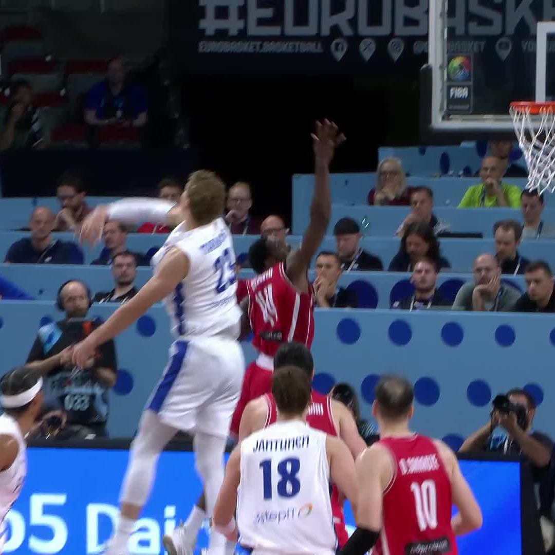 Lauri Markkanen is a 99 OVR in EuroBasket 2K25. 🎮
