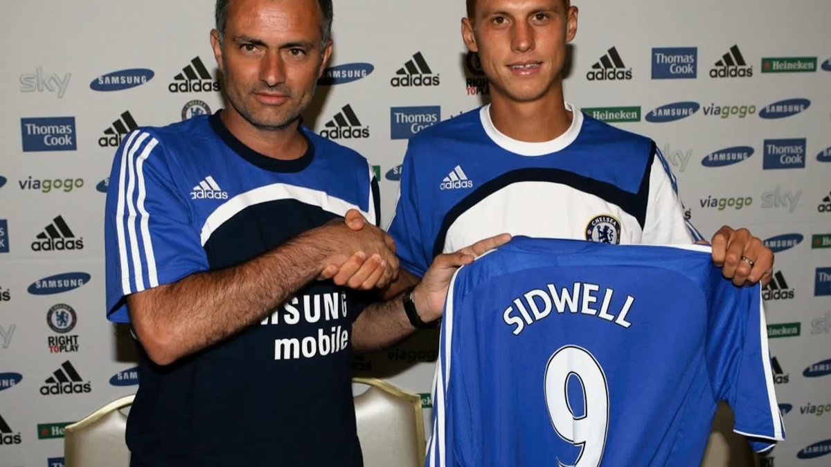 "My friends couldn't believe it" 😮 'I think Jose was trying to send a message to the board' Steve Sidwell explains what happened when he was given the number nine shirt at Chelsea by Jose Mourinho 🔵