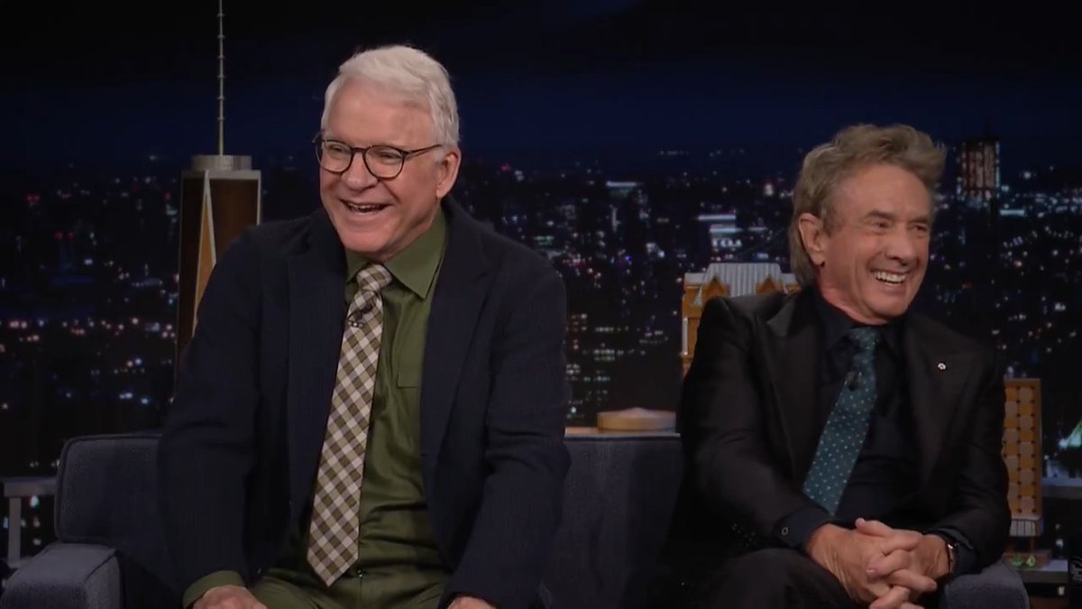 Martin Short got Steve Martin a banjo cake and a 30-year treasury bond for his birthday 🤣 Selena Gomez #FallonTonight
