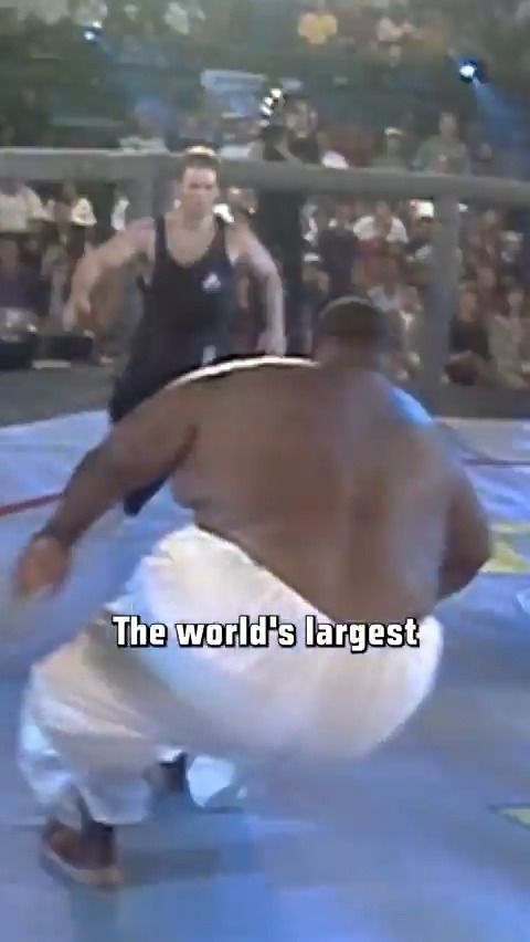Biggest size difference EVER?! #OnThisDay in 1994: 600lb Emmanuel Yarbrough vs 200lb Keith Hackney 😱 Relive the madness on UFC FIGHT PASS 📺