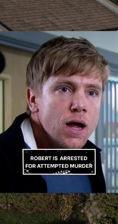 They've got the wrong man! 😨 #Emmerdale
