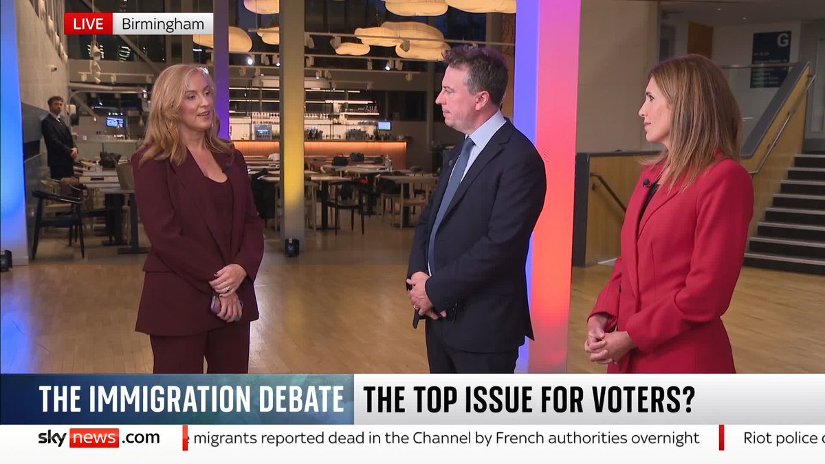 "It is the thing that people want to talk about in this country, and they don't think politicians have the answers." Becky Johnson shares her thoughts on why English flags are appearing with Sam Coates Sky and Sarah-Jane Mee 📱 #SkyImmigrationDebate