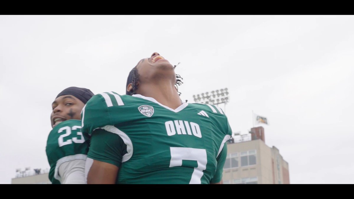 Don't mind us, just reliving last weekend's record-breaking home opener 📈 🔥 #OUohyeah