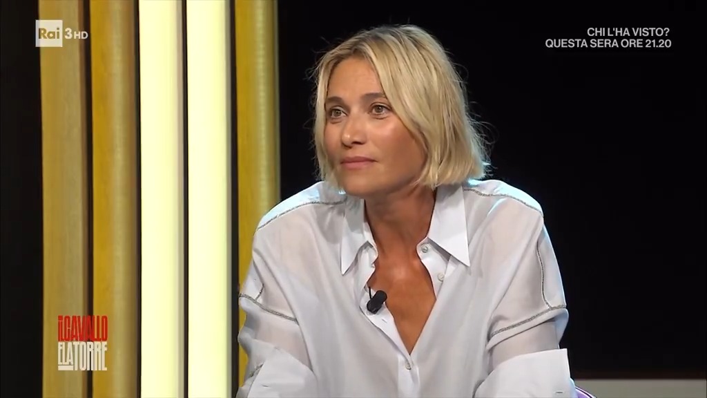 "L'arte è in assoluto lo strumento più grande che abbiamo. L'attivismo, la politica ci salvano dalle emergenze, l'arte ti salva nell'emergenza. Questa è una differenza sottile ma definitiva" anna foglietta a #ilcavalloelatorre Guarda su RaiPlay: