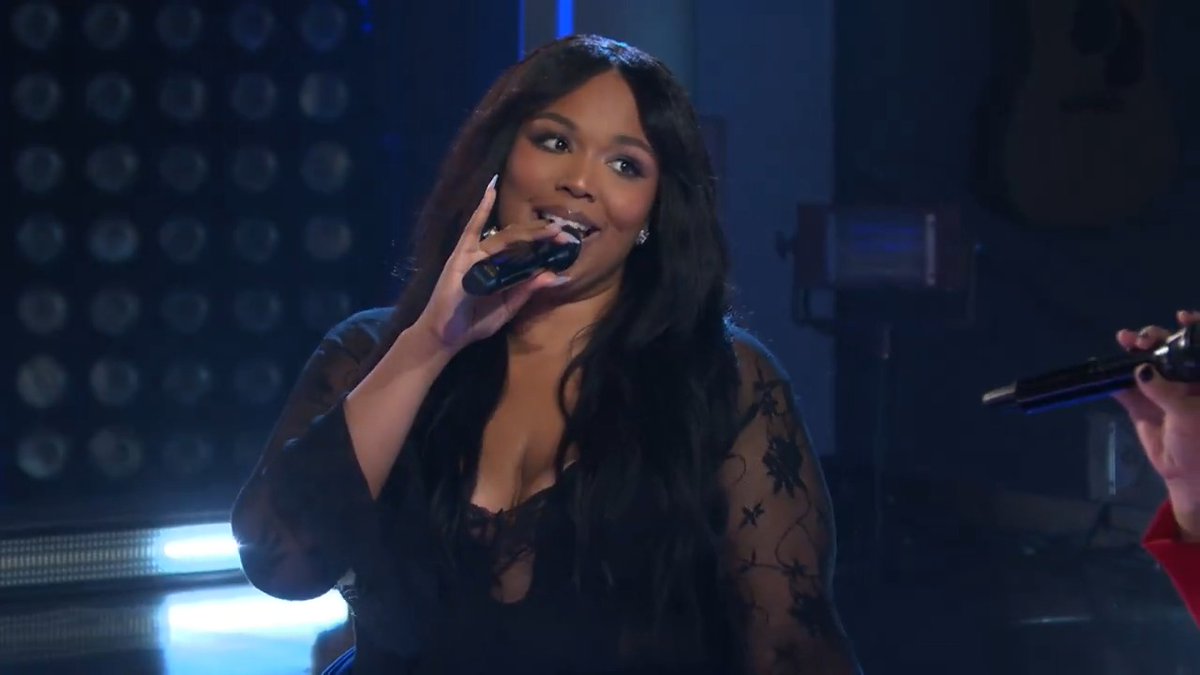 Raw, real, and unapologetic. Lizzo and Kelly are bringing unmatched confidence to the stage 🙌 #NBCSongsAndStories with Kelly Clarkson | NBC and @Peacock