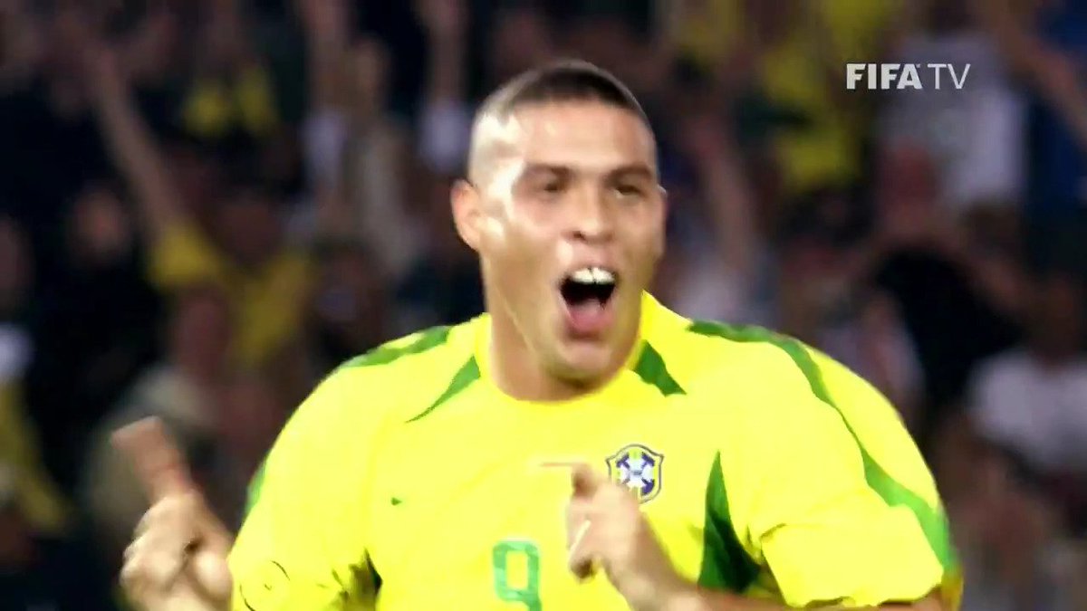 Tres finales consecutivas de mundiales. Dos títulos. Dos gritos para la consagración en 2002. Segundo máximo goleador histórico en Copas del Mundo. Con ustedes, Ronaldo, O Fenómeno 🇧🇷 Faltan 274 días para el #Mundial2026