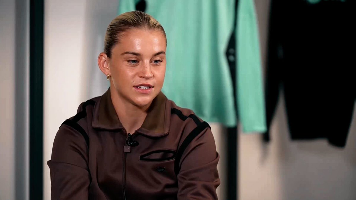 "Once you get there then you're really supported" 💬 Alessia Russo reflects on coming up through the England talent pathway 💭