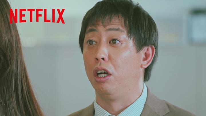 とんでもないお色気主任 橘メアリーの誘惑に戸惑うさらば森田。 さらに始まったリモート会議では、よく知るあの男のまさかの"ご乱行"にこの表情😦 #デスキスゲーム #デスキス #KissorDie
