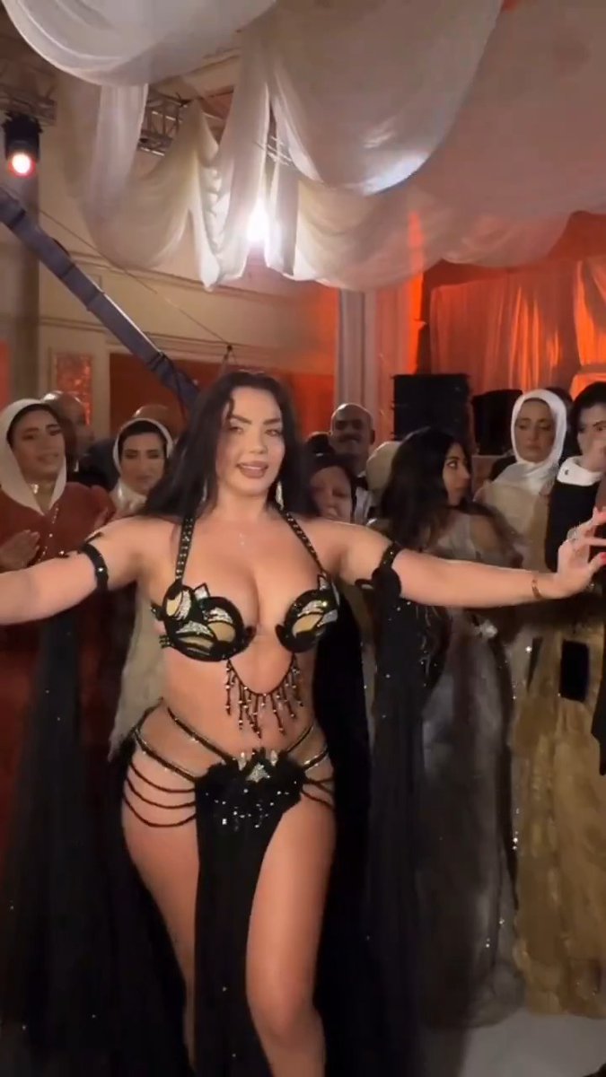 I don’t understand this culture. All the women behind her are wearing hijabs but she’s naked and dancing. I’m so confused.