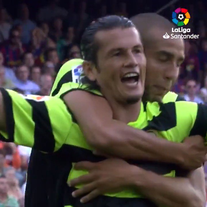 📺 Hoy se cumplen 1️⃣5️⃣ años de este 'doblete' de 🇵🇾 Nelson Haedo Valdez, que sirvió para que el 🔵⚪ Hércules CF 💙🤍💯 venciera (0-2) al FC Barcelona en la jornada 2 de #LaLiga (10/11).