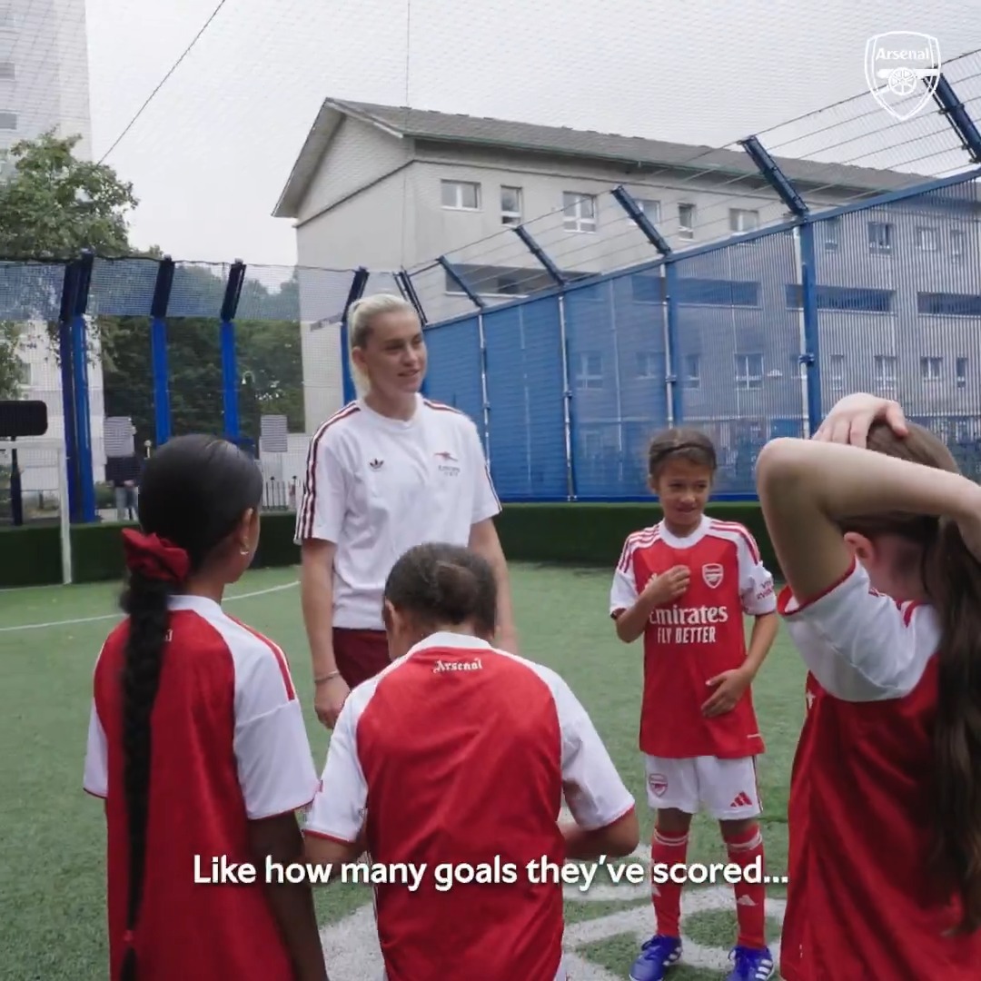 A dream history lesson 🥰 Get a behind-the-scenes look at Alessia's contract renewal shoot 🎥