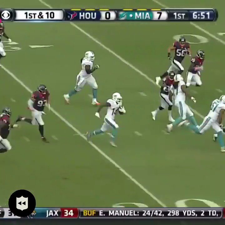 Throwback Thursday to October 2015. When the Miami Dolphins scored a 40 piece in the first half against the Texans. Dolphins scored 35 points before the Texans even registered their first offensive yard. 🤯 Who remembers this game? #PhinsUp