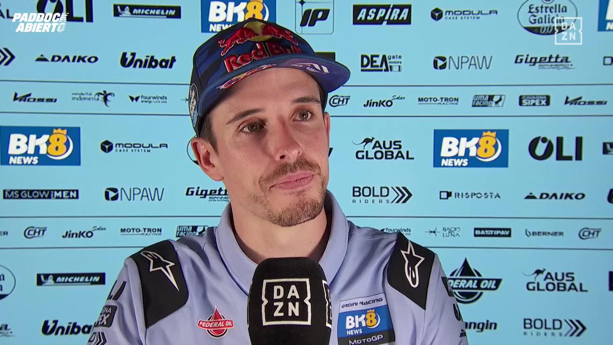 🗣️ “Me dejó ganar, se vio clarísimo…” 🔊 “Estoy acostumbrado y toda mi carrera ha sido así. Lo importante es que hablen, bien o mal, pero que hablen” Alex Márquez, sobre su victoria en Cataluña y los que dicen que Marc Márquez lo dejó ganar 👀 #SanMarinoGP 🇸🇲