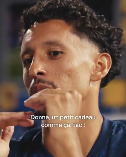 🎮 Quand Amine 😞🌧 présente les notes sur FC26 aux joueurs du PSG. 🤣❤️💙 Ils réclament de meilleurs notes 😁 🎥 Paris Saint-Germain