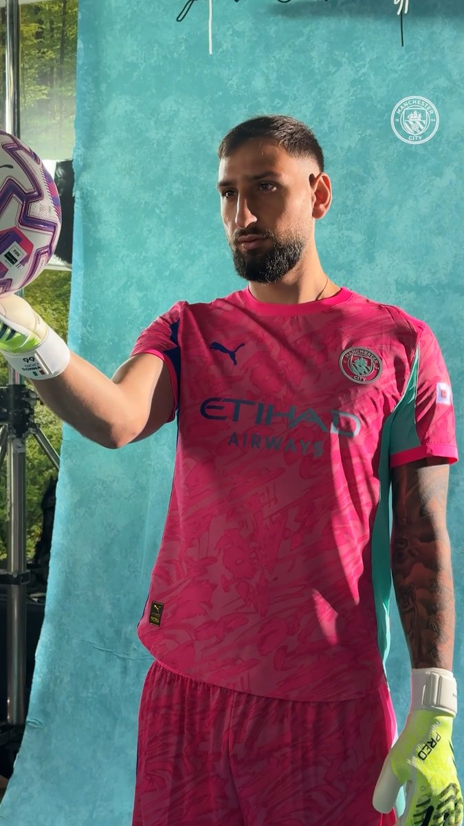 First day as a Blue 🎥😁 🩵 GIANLUIGI DONNARUMMA