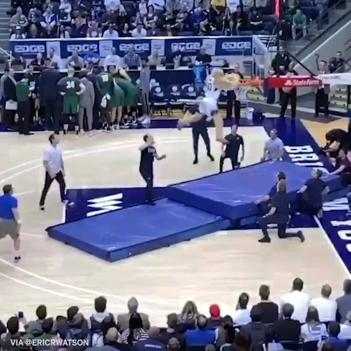 When they launched this mascot from the three-point line into a dunk — This was CRAZY. 😳🔥 (via SportsCenter)