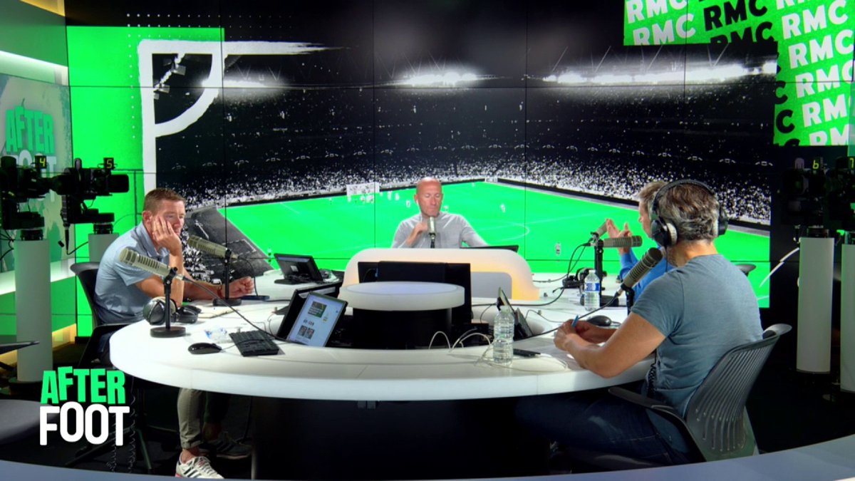 🇪🇸 L'Espagne grande favorite du prochain Mondial ? Edgar Groleau : "Ils jouent avec une grosse intensité et tuent les matches en dix minutes. Les Espagnols y croient." #RMCLive