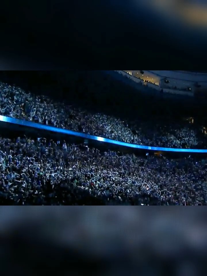 If this doesn't give you chills then I don't know what will (🎥: CanucksHD | YouTube)