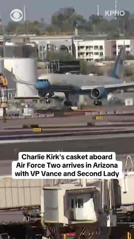 Vice President Vance and Second Lady Usha Vance flew from Utah to Arizona aboard Air Force Two with Charlie Kirk’s casket on Thursday — one day after the conservative activist was assassinated during a college event at Utah Valley University. After landing in Phoenix, a procession accompanied the casket through the city as mourners lined the route to pay their respects.