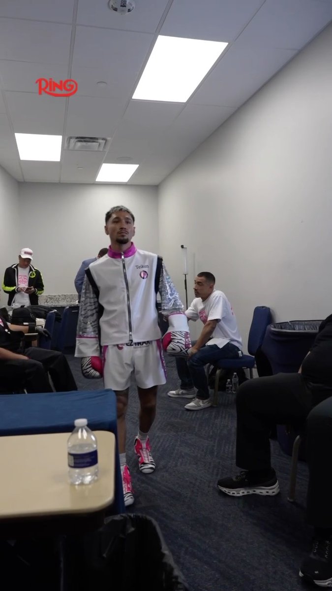 Anthony Olascuaga and Juan Carlos Camacho Jr are ready to go in The Underdog main event 💪