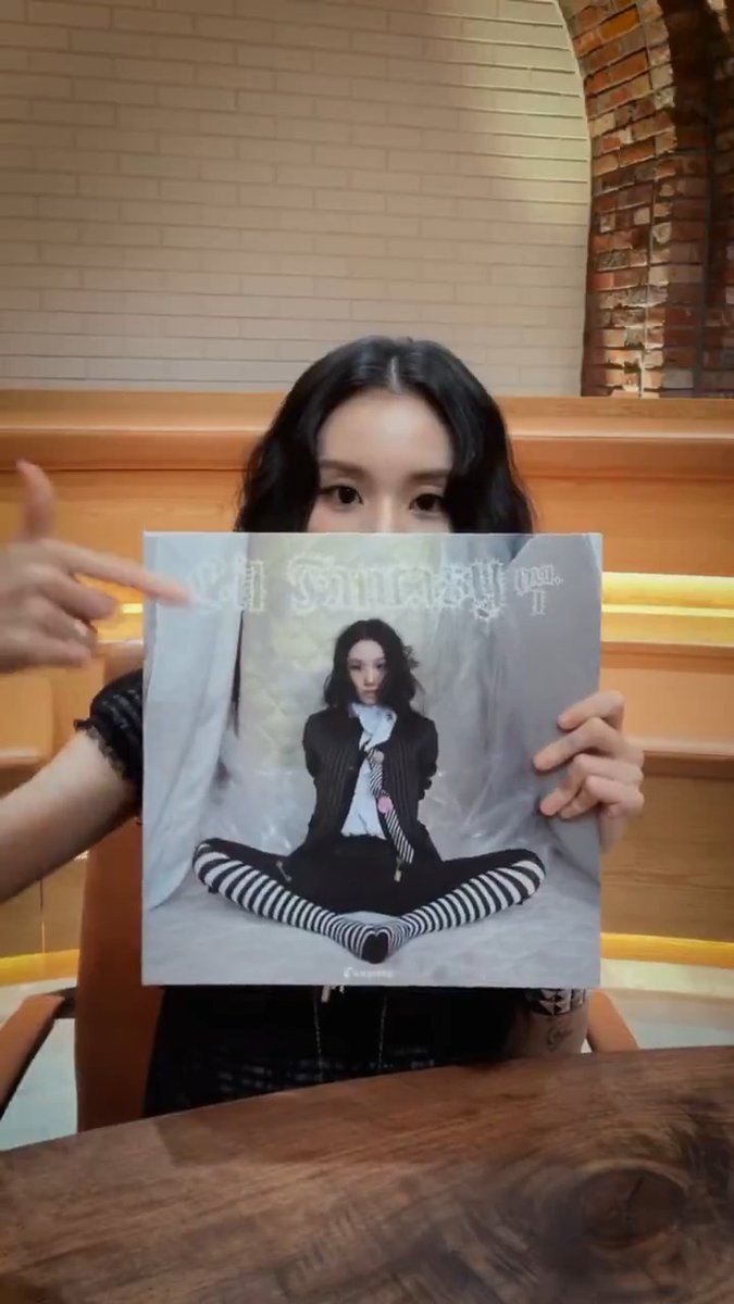 Who's ready for the vinlys?💿 🏰Listen [LIL FANTASY vol.1]🏰 #TWICE #트와이스 #CHAEYOUNG #채영 #LIL_FANTASY_vol1 #SHOOT #Firecracker