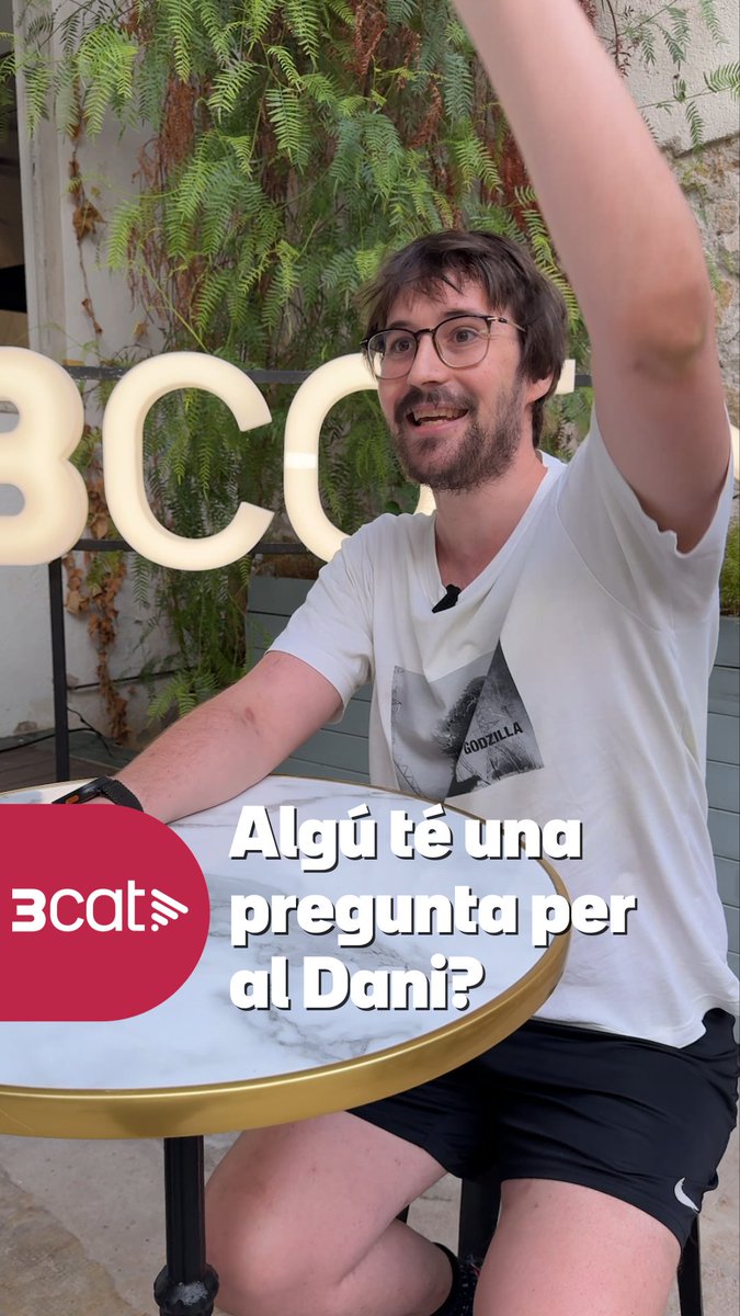 Però que ningú té cap pregunta per al Dani de la Orden? 😢💔 #Som3Cat