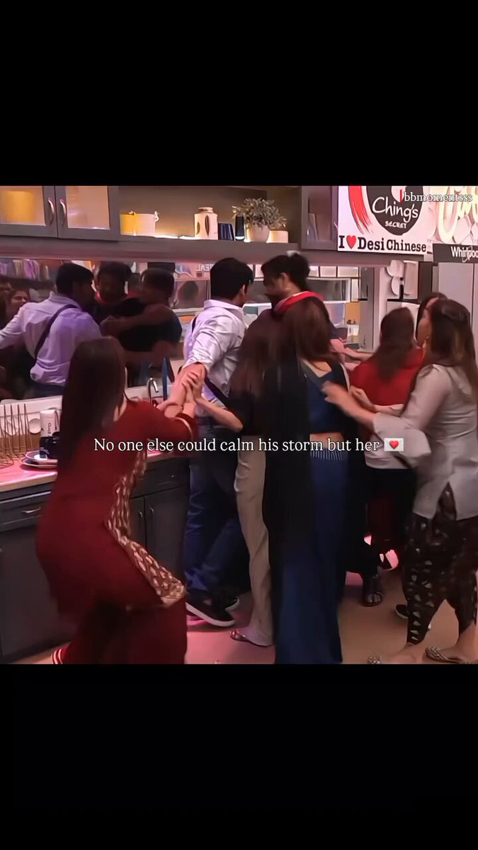 The power she had in her to calm him down can be seen in nobody else 🔥💯❤️ and I've seen tweets for this season saying only she can calm him down like that but I could see no power in her 😐 #SidharthShukla #ShehnaazGill #SidNaaz