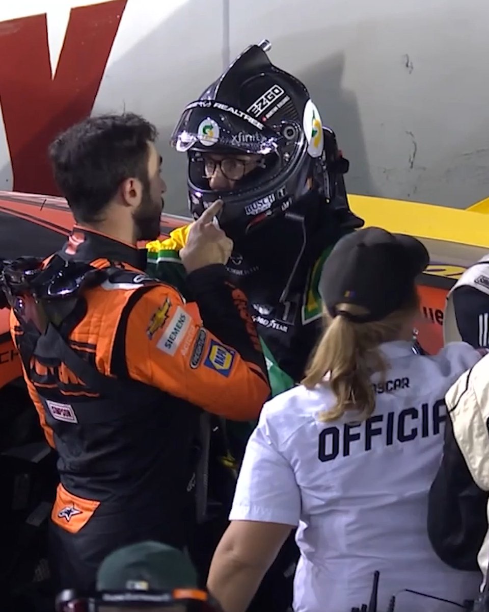 Safe to say Kevin Harvick was not too pleased that night. 😬