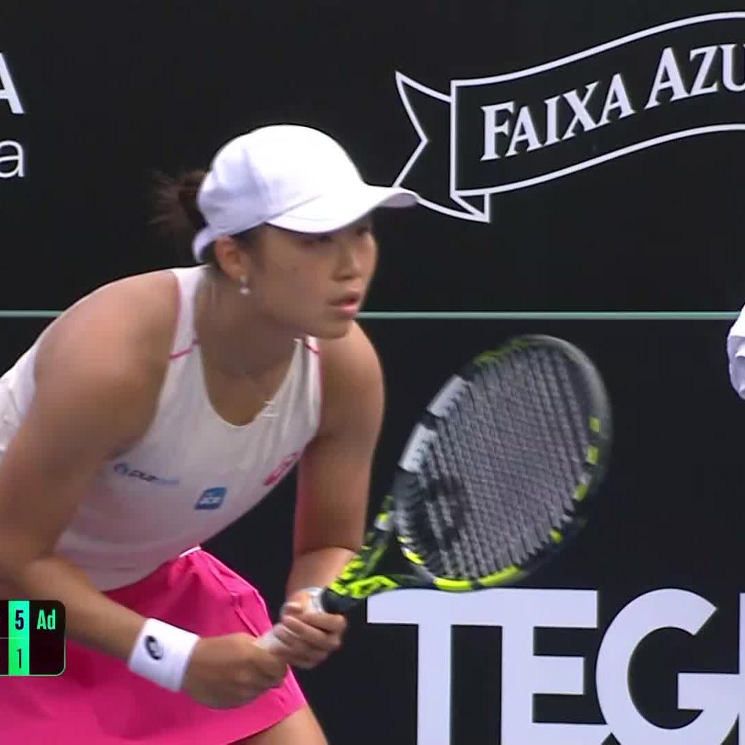 WHAT A MOMENT 🌟 An unforgettable match for Janice Tjen, who beats No.3 seed Eala 6-4, 6-1 for her first Tour-level semifinal! #SPOpen