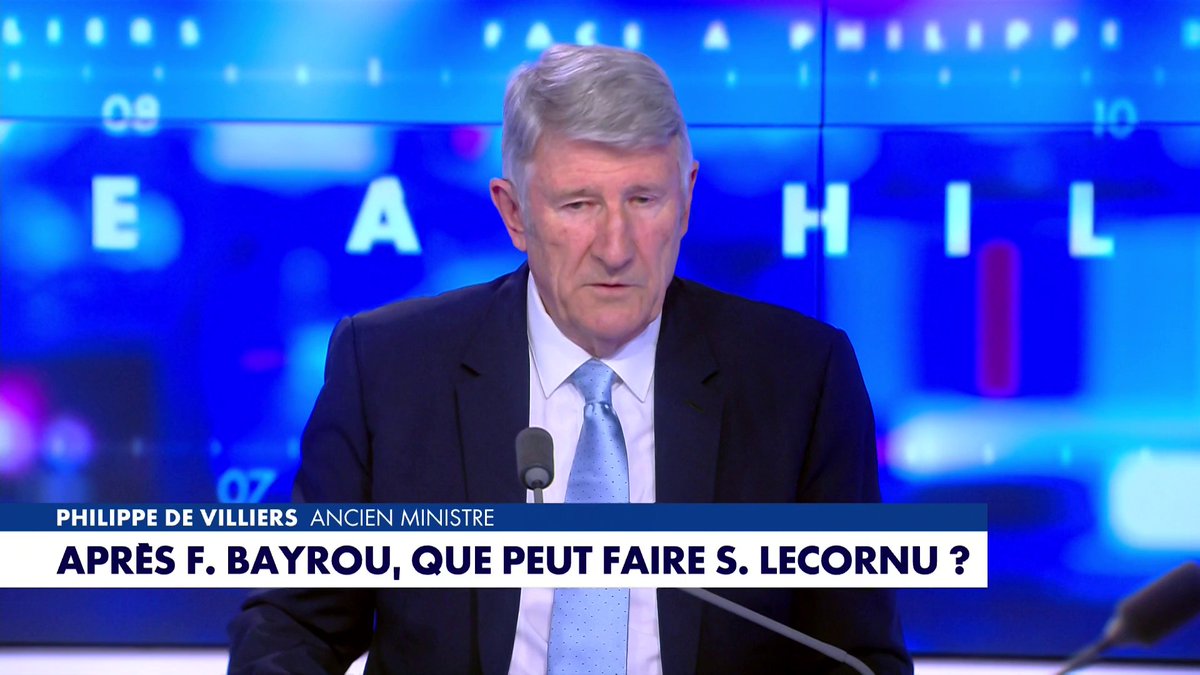 Philippe de Villiers : «Cette passation a une portée allégorique du contraste entre les élites et le peuple. Il y avait dans la cour les ors de la République et dans la rue le désordre public. Il y a un côté inconscient.» #FaceaPhilippeDeVilliers