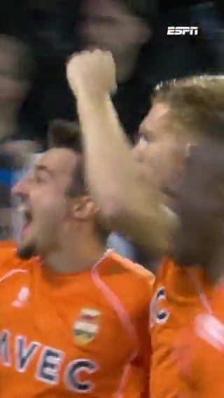 Armin Culum zet Willem II binnen de minuut op voorsprong in Doetinchem!👏 #grawil