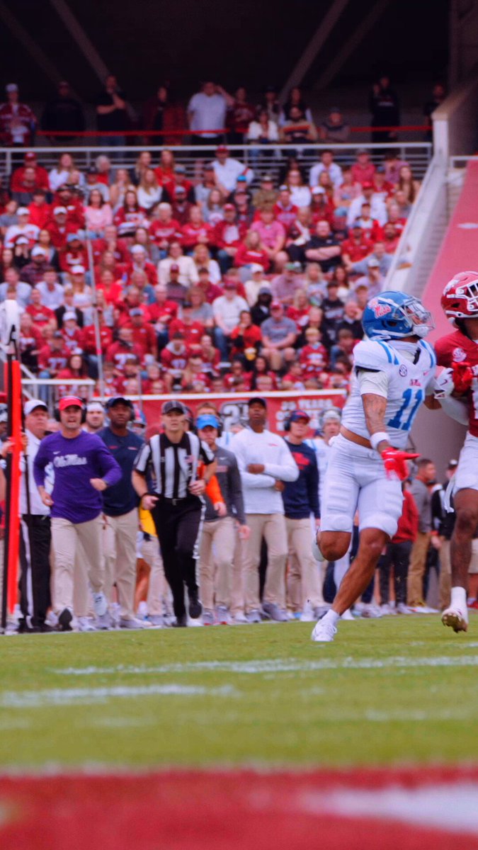 Flashback to our last meeting with the Hogs 😅 Jordan Watkins: 8 Receptions 254 Yards 5 Touchdowns #HottyToddy