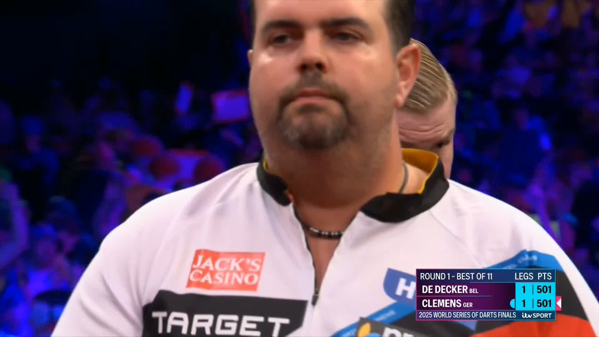 EIGHT PERFECT DARTS! Gabriel Clemens is millimetres away from a perfect leg! 😮💨 📺 #WSODFinals | R1